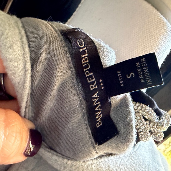 Banana Republic Light Gray Cape Jacket - Picture 5 of 5